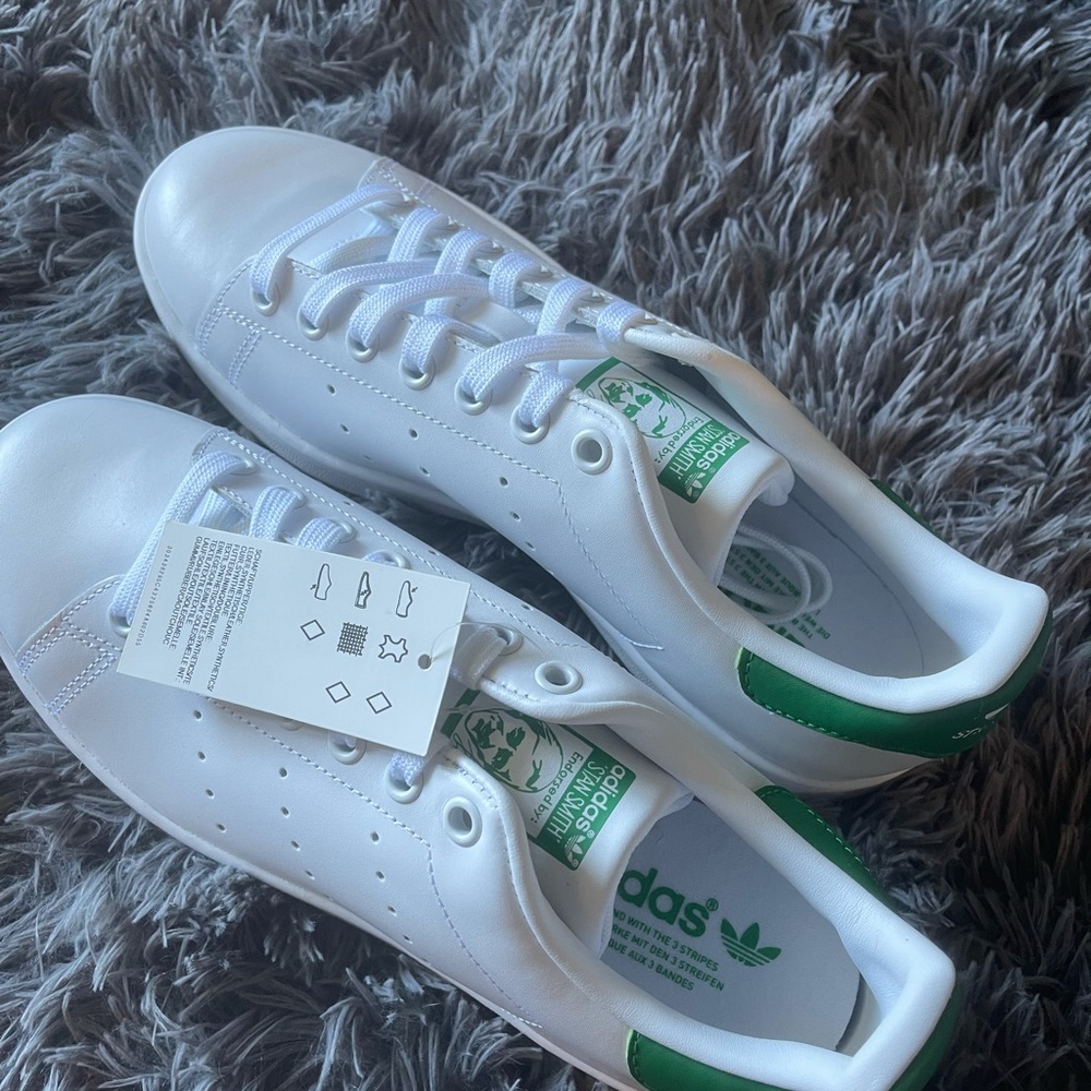 Stan Smith - image 2